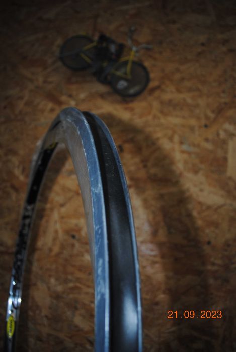 Nowa obrecz Mavic Crossmax CERAMIC 26" 559 28H tył Retro