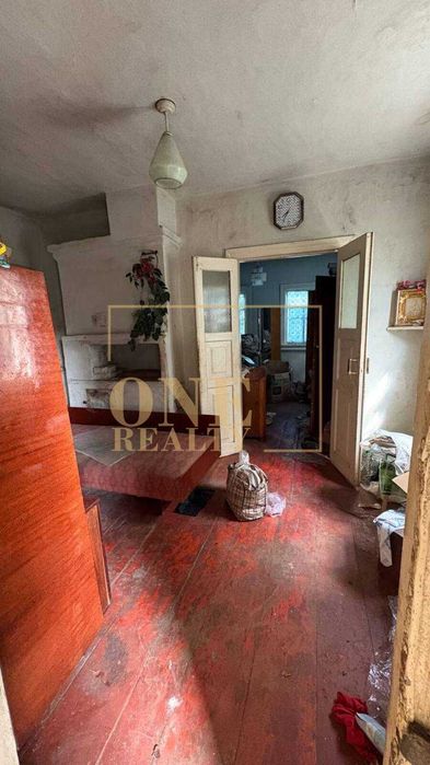 Будинок з зем. ділянкою 13.38 соток в центрі села Велика Олександрівка