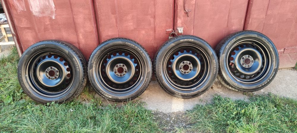 215/55/17  Комплект коліс з дисками та датчиками тиску розболтовка 5/1