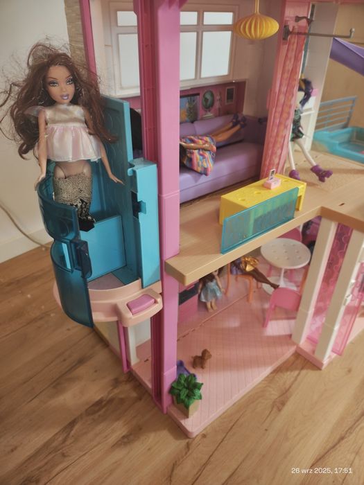 Barbie domek Dreamhouse mega zestaw w świetnej cenie.