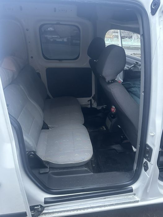 Продам VW Caddy 1.6