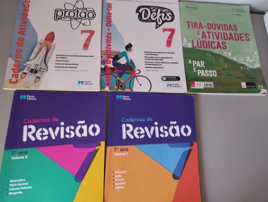 Manuais de exercícios 7. Ano