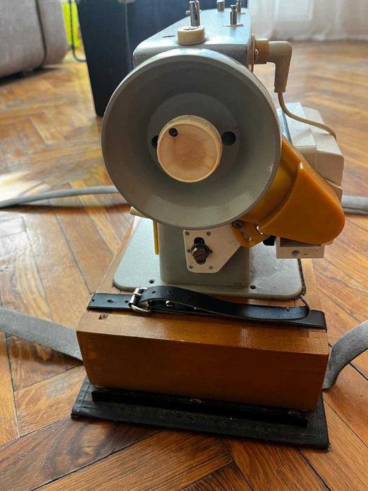 продам швейну машинку Чайка 132-М