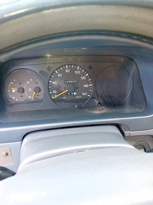 Toyota hiace 2500