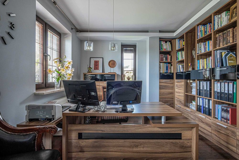 Ekskluzywny dom 300 m2 + garaż 120m2