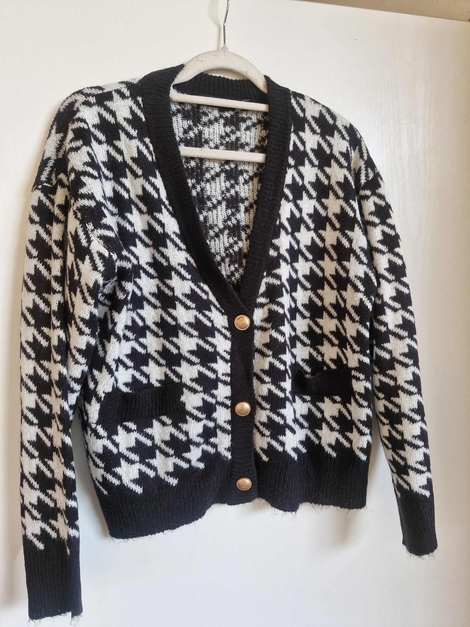 Kardigan sweter w pepitkę