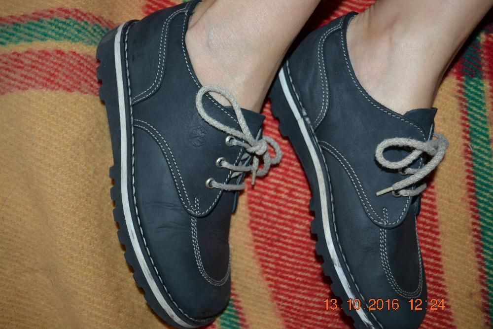 Итальянские туфли синие размер -38 длинна стельки 23.8 цена 400