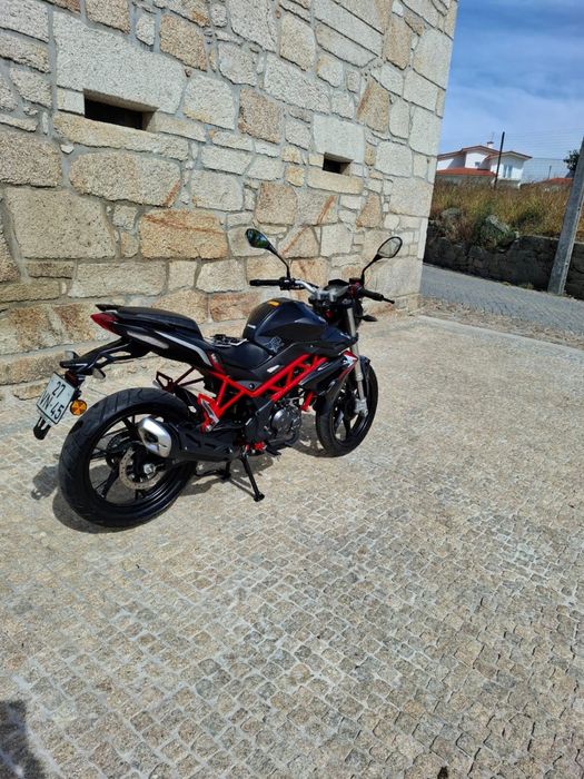 Mota Benelli bn125