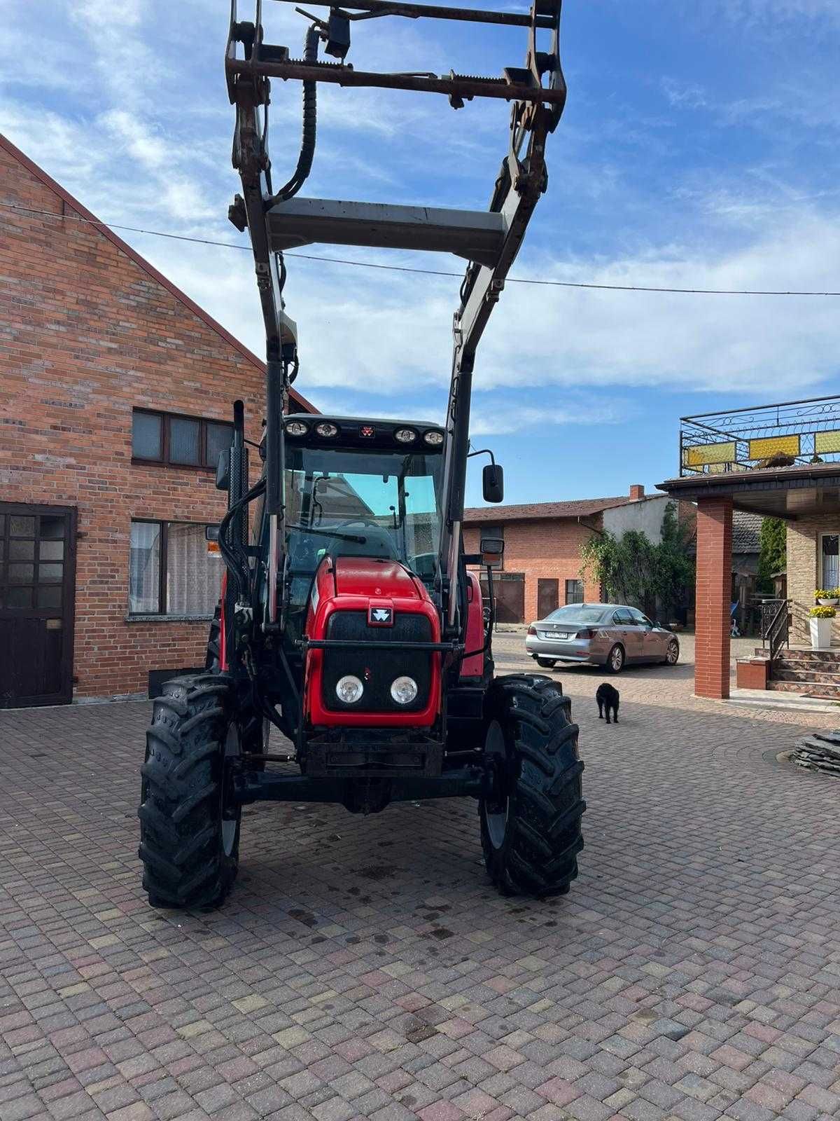 Ciągnik rolniczy Massey Ferguson 5435 ładowacz czołowy MAILLEUX