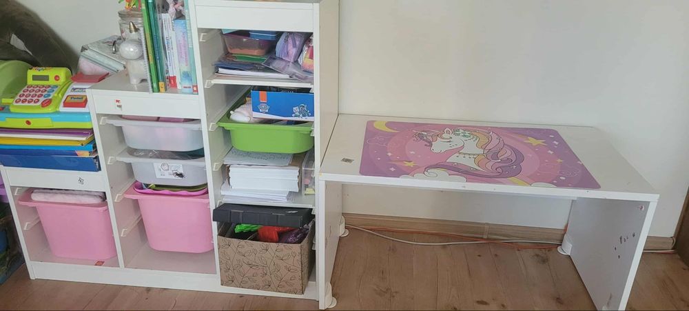Biurko z szufladą i szafka dziecięca z pojemnikami Ikea biała fritids