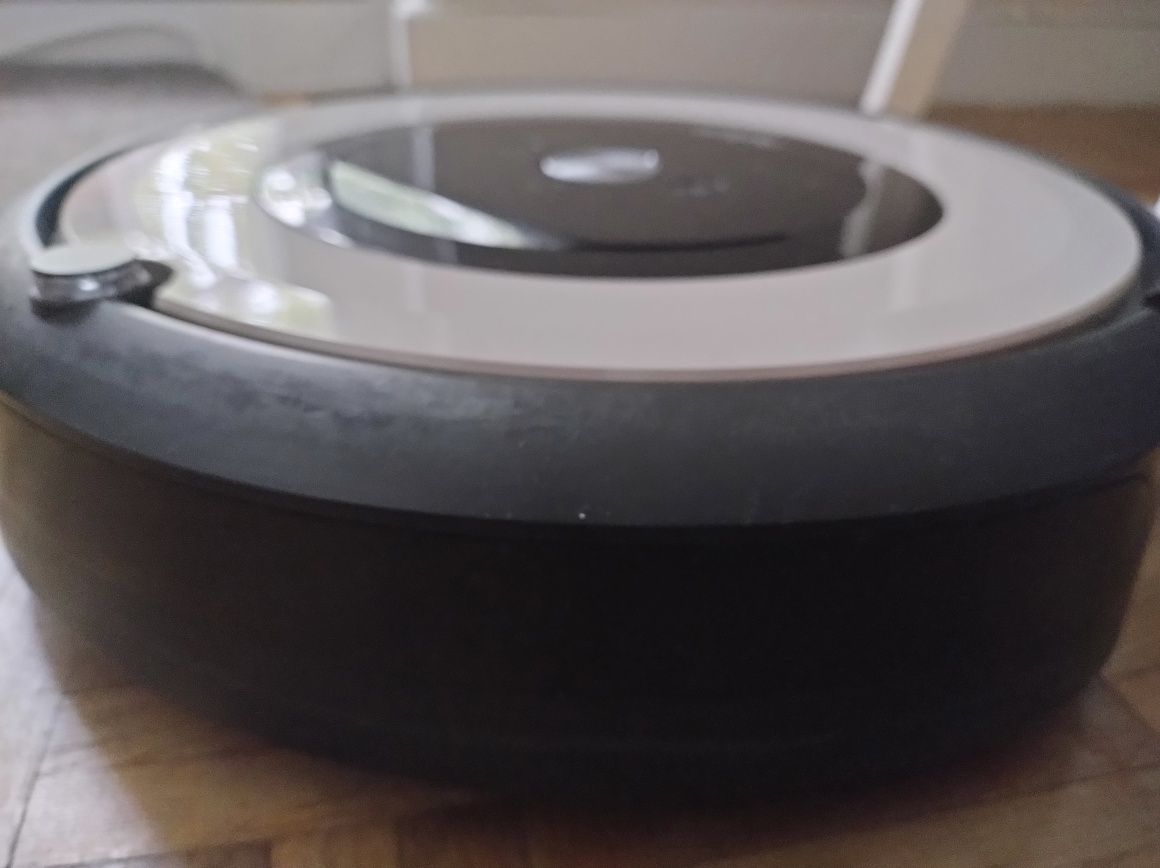 i robot roomba e5