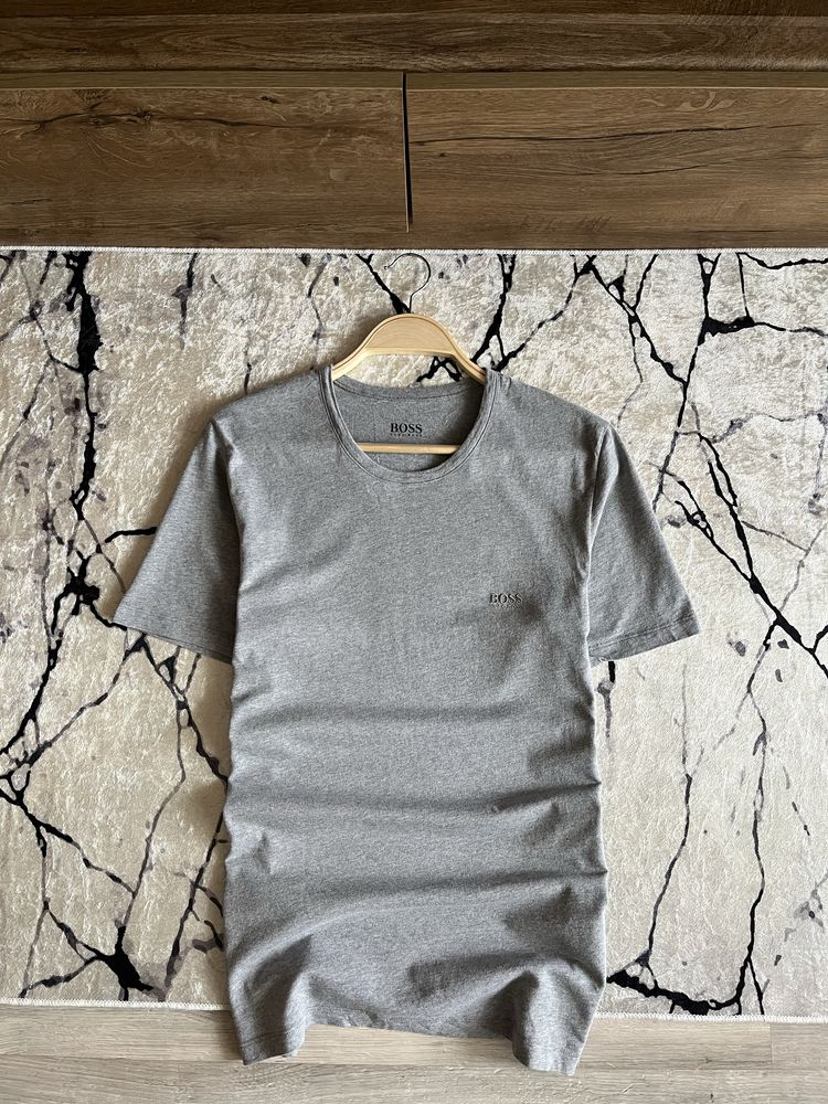 Hugo Boss футболка мужская базовая / Размеры М; Л