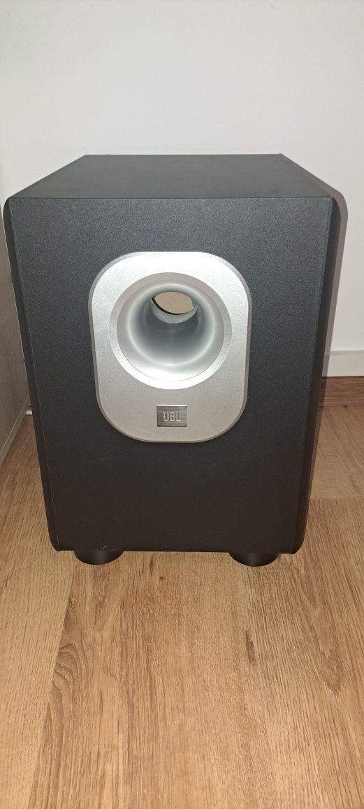 Subbofer firmy JBL