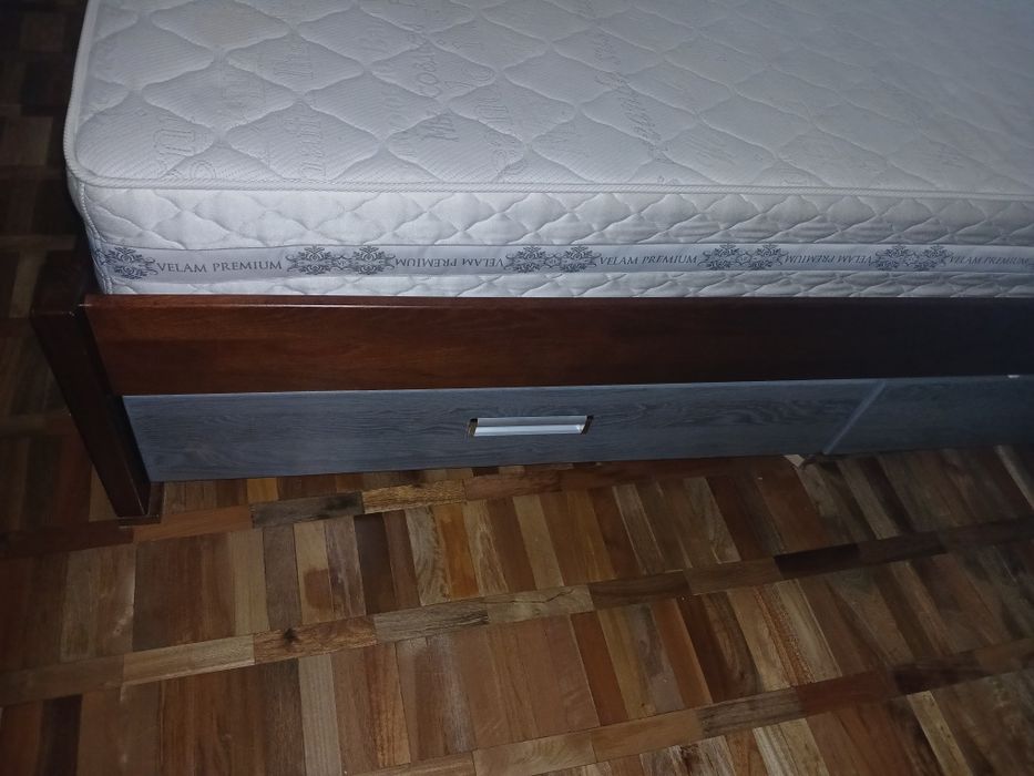 Деревяне ліжко з дуба 160/200