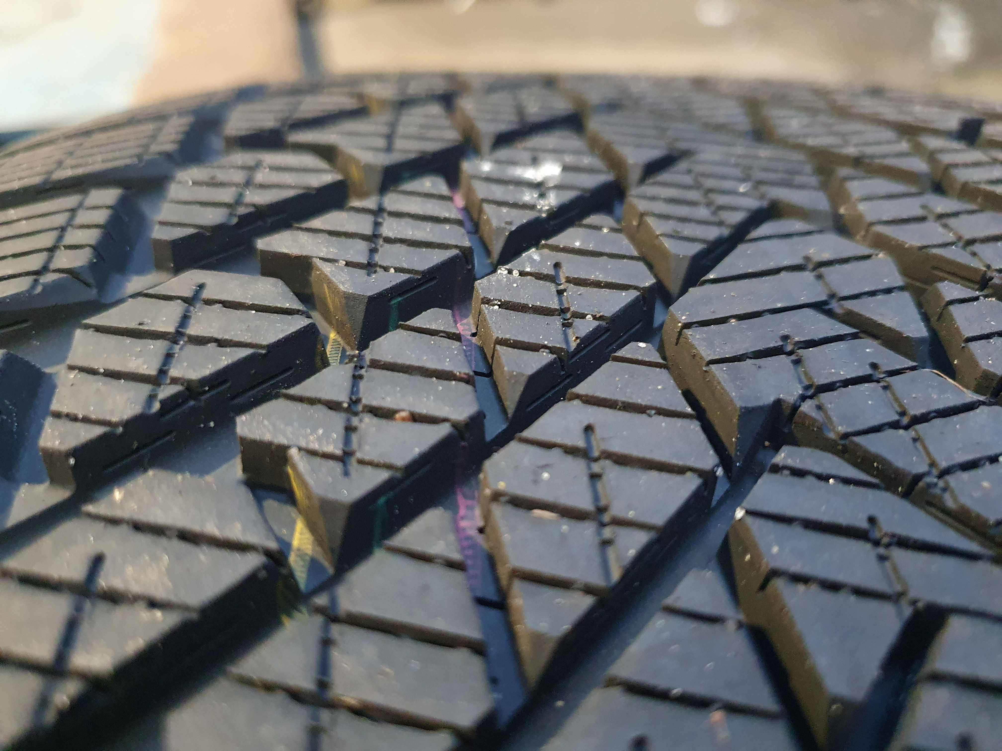2x opony zimowe 285/40R23 111V PIRELLI Scorpion Winter 2