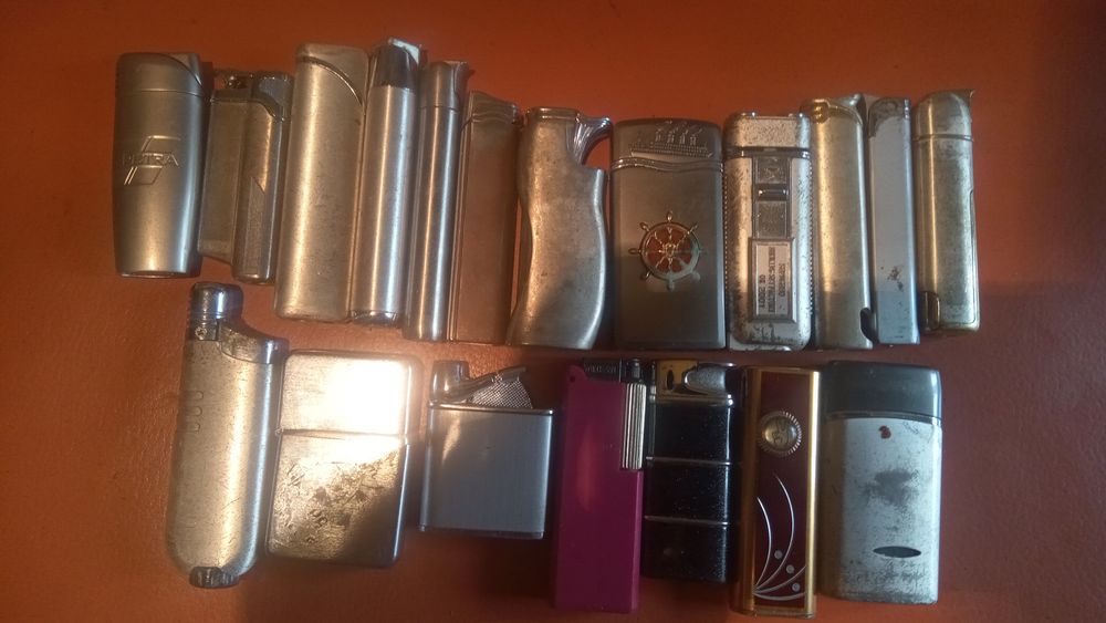 Stare zapalniczki gazowe