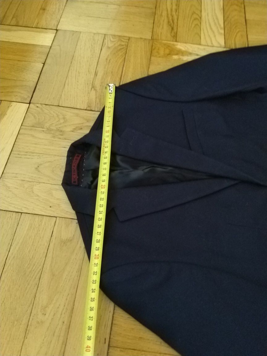 Продам пиджак синий однотонный немецкого бренда Dresdner р 132