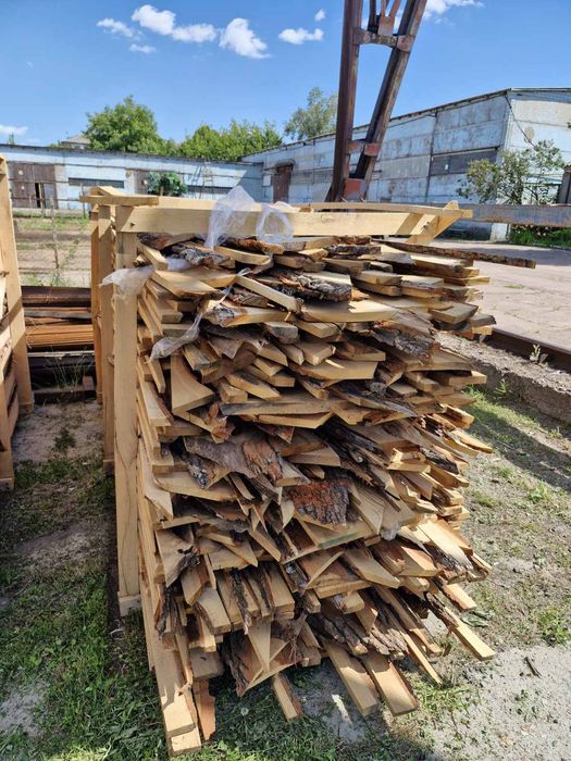Рейка дубова дрова для опалення обрізки, горбиль