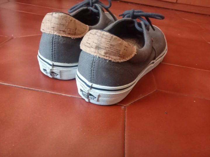 Sapatilhas VANS como novos
