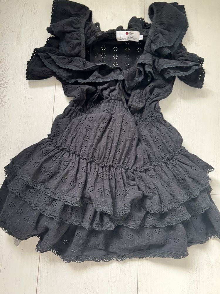 Czarna sukienka love&rose przepiękna  S ażurowa lovin
