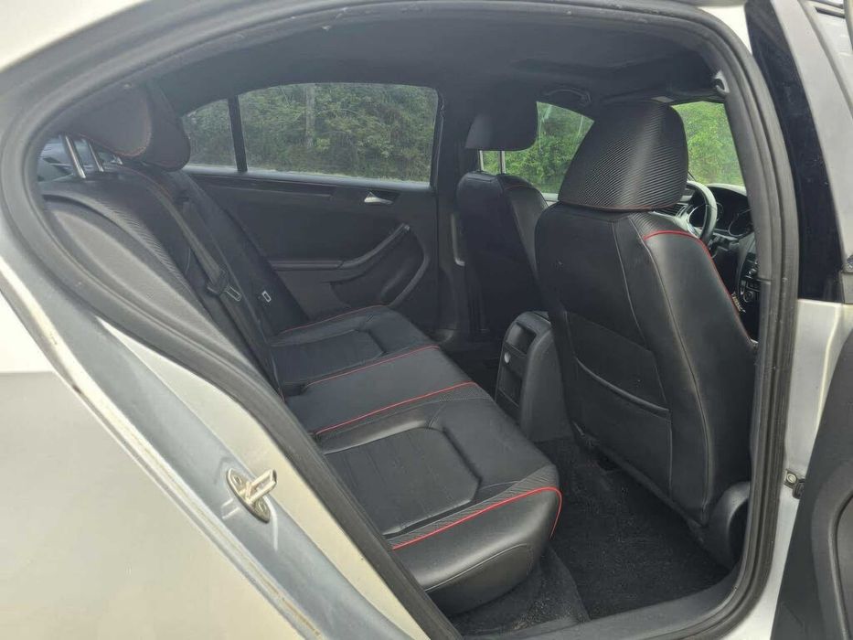 Volkswagen Jetta GLI SEL      2015