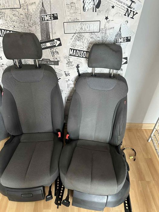 Fotele seat leon 2