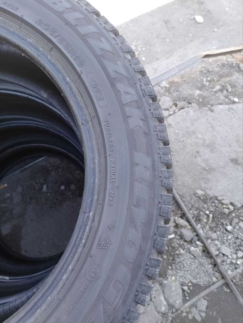 Шины комплект Bridgestone Blizzak REVO GZ 205/55 R16 91S 2019-20 г