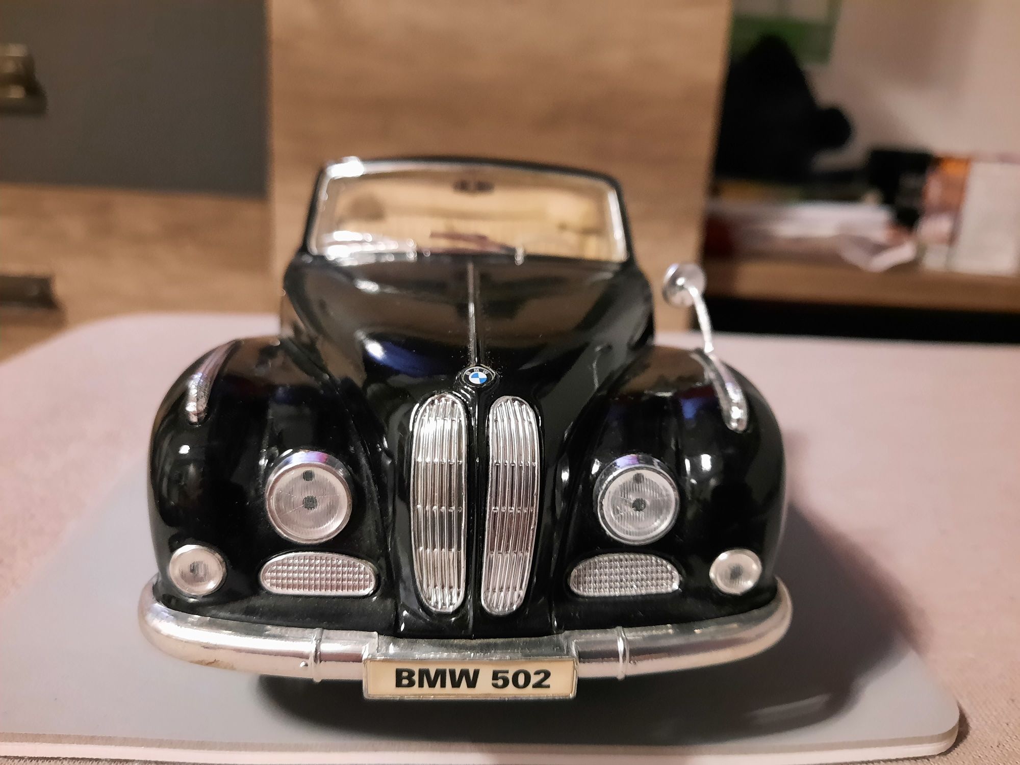 Auto Samochód Kolekcjonerski BMW 502 - 1955 Maisto 1:18