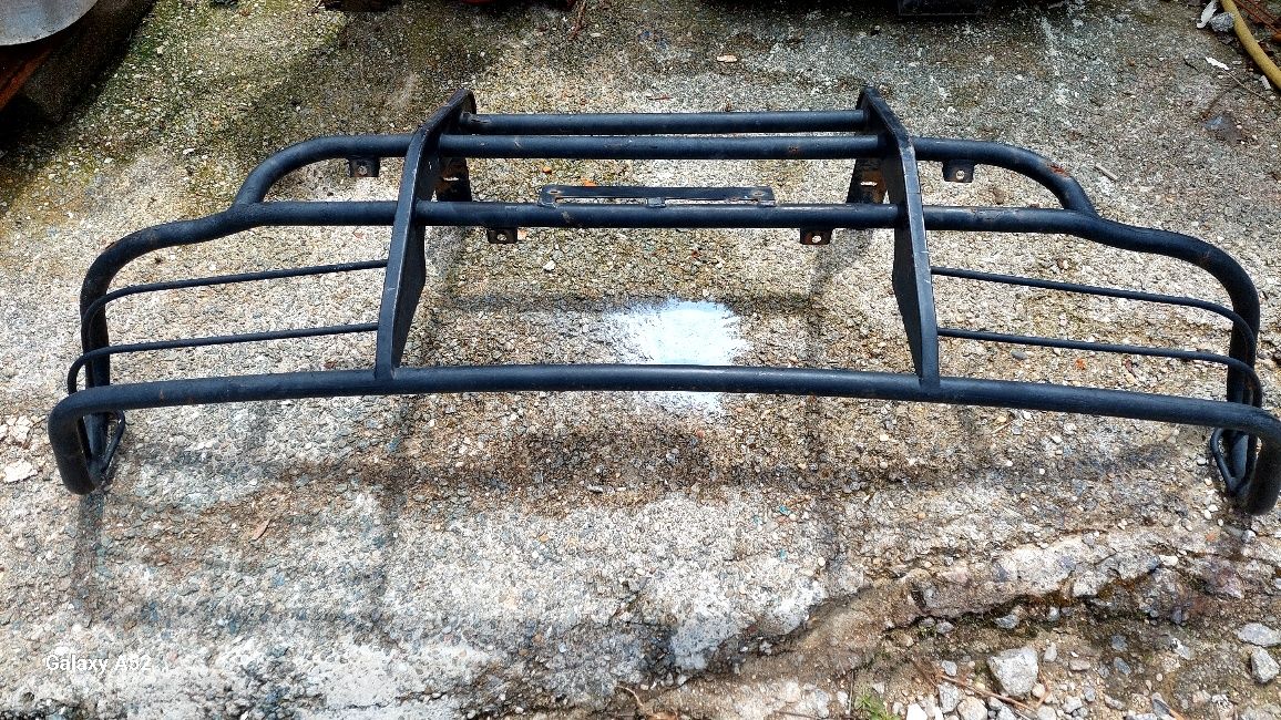 Grelha frontal (mata vacas)