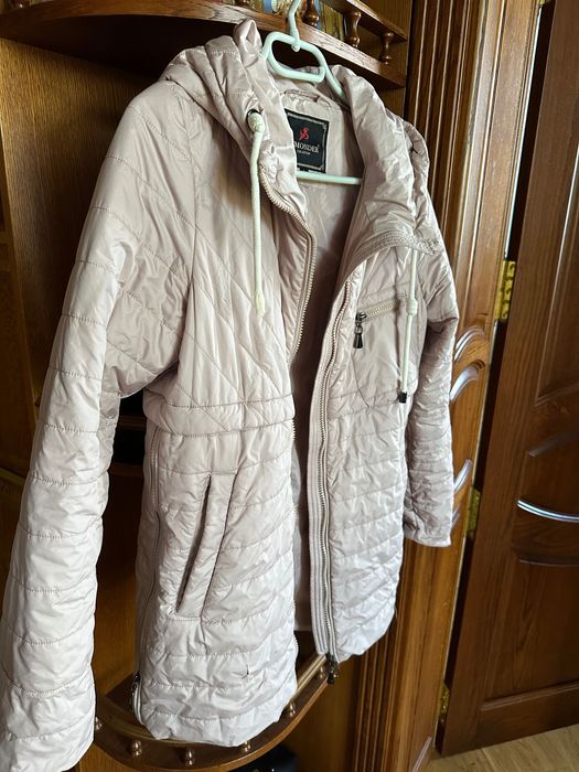 Курточка на осінь та весну