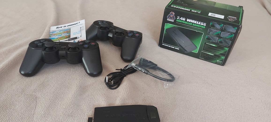 Retro konsola 2 pady gra w usb. Retro gry