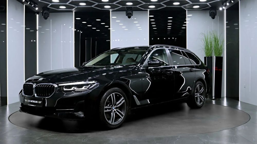 BMW Seria 5 SALON POLSKA/ FV23%/Gwarancja Serwisowa / Xdrive /Harman/ 89 349 NETTO