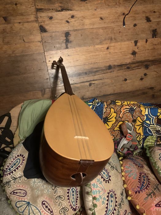 Viola turca sazcura baglama