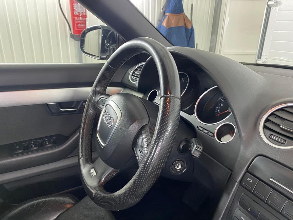 Audi A4 Cabrio 2.0 TDI S/line