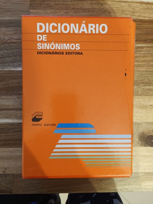 Dicionário de Sinónimos