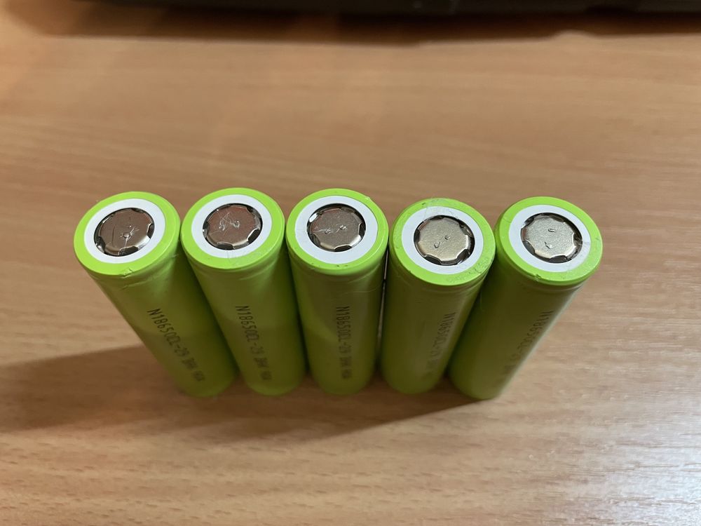 Акумулятори 18650 Bak 29 з ємністю 2900-3000 mAh високострумові