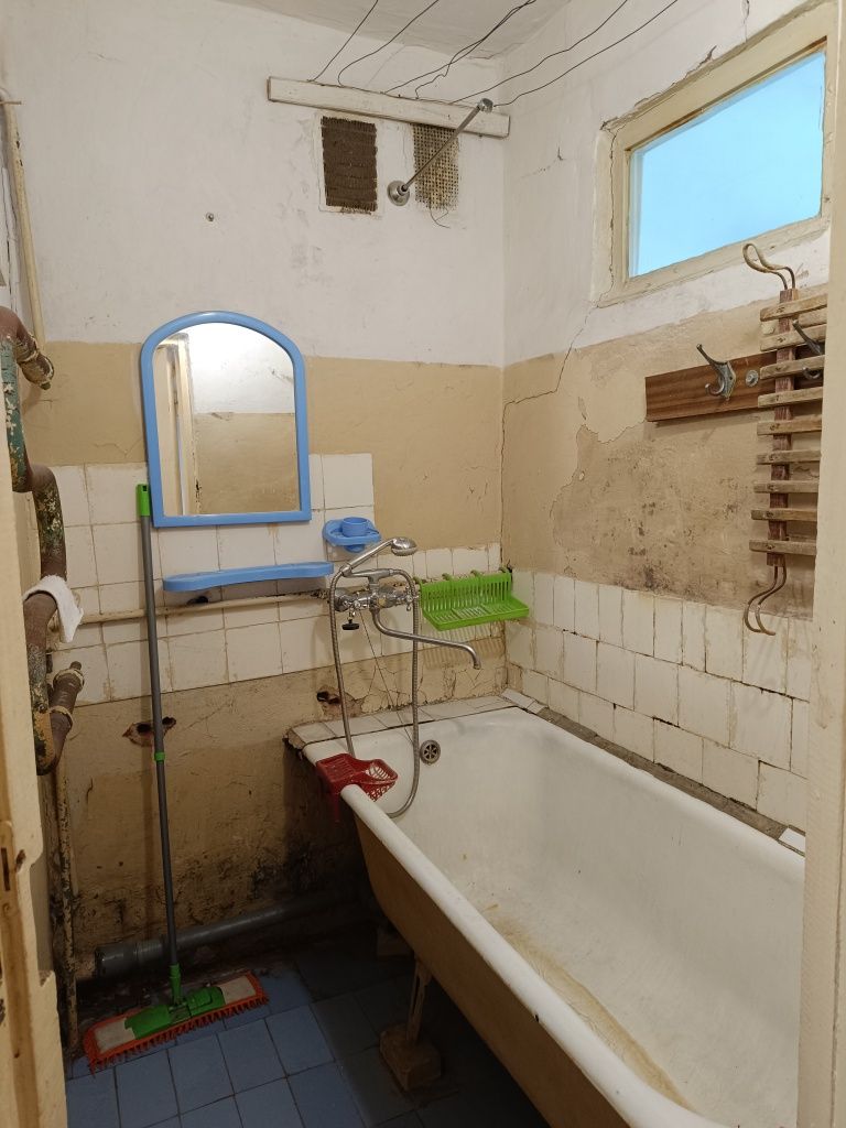 Продаж 3-кімнатної квартири в пгт Кочеток