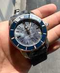 Nowy zegarek Breitling Superocean Heritage limitowana perłowa tarcza
