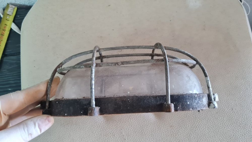 Capa de lampada antigo