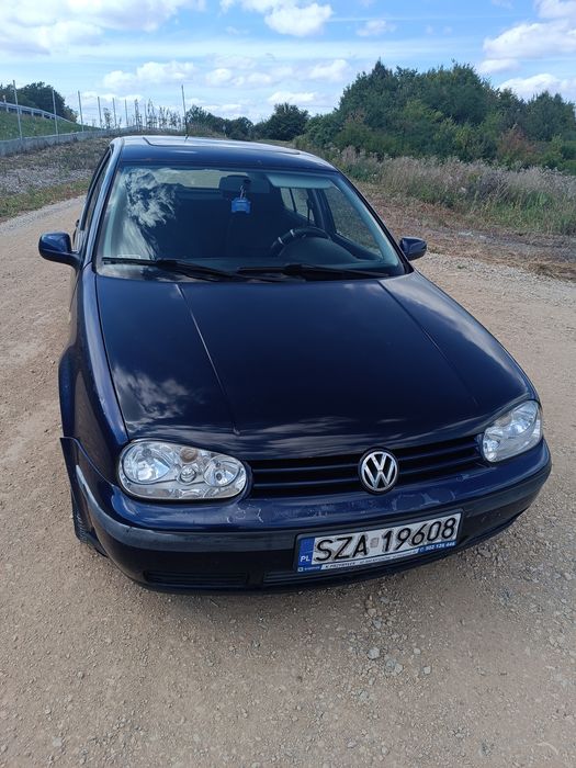Golf IV 1.6 benzyna SR 99 rok