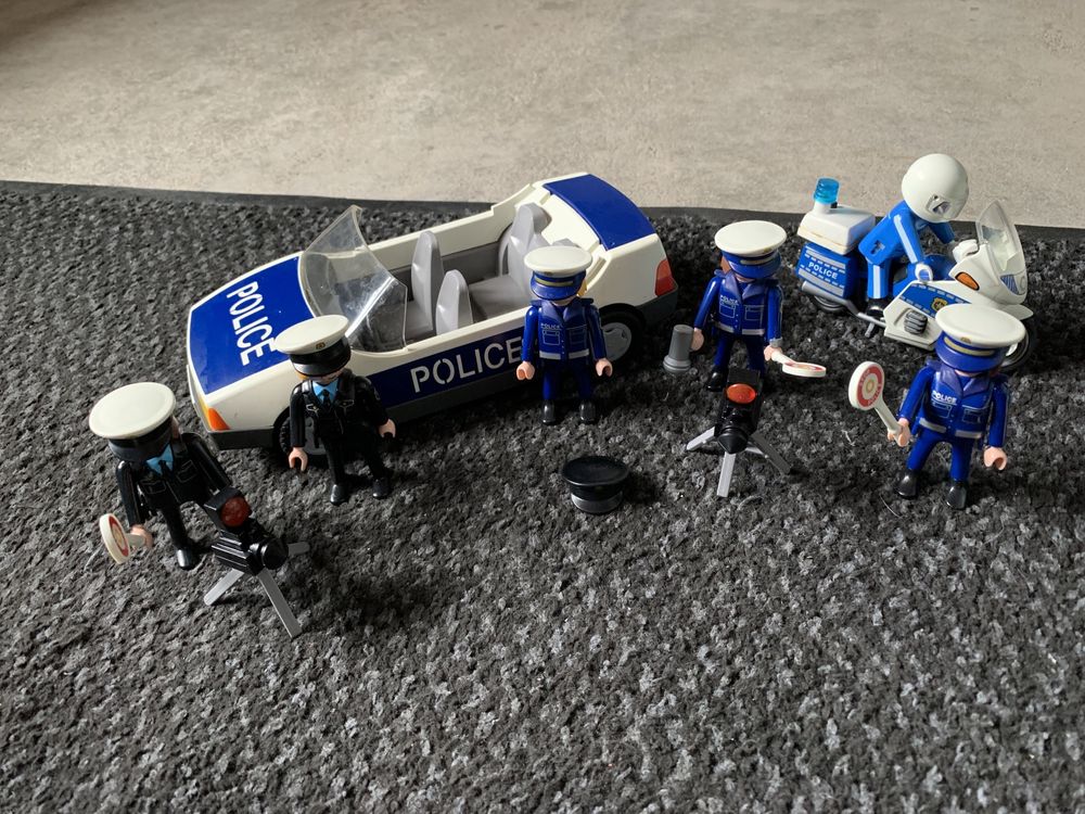 Carro da policia playmobil