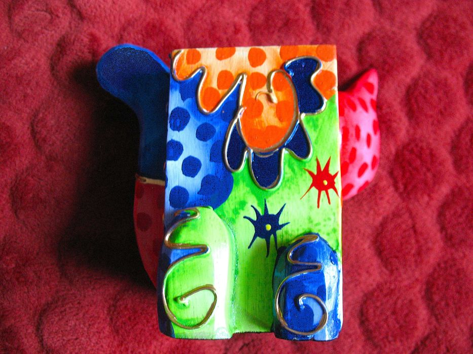 Kot -  Pojemnik na ołówki - drewno albesia - 12 x 13 x 8 cm