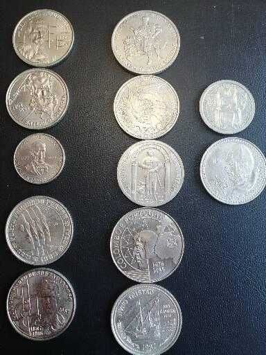 Vendo moedas antigas e coleções  em ótimo estado.