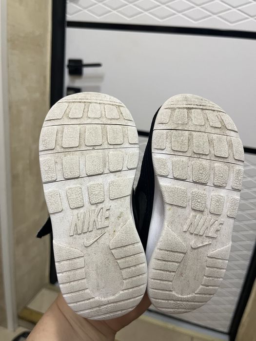 Кросівки NIKE розмір 25