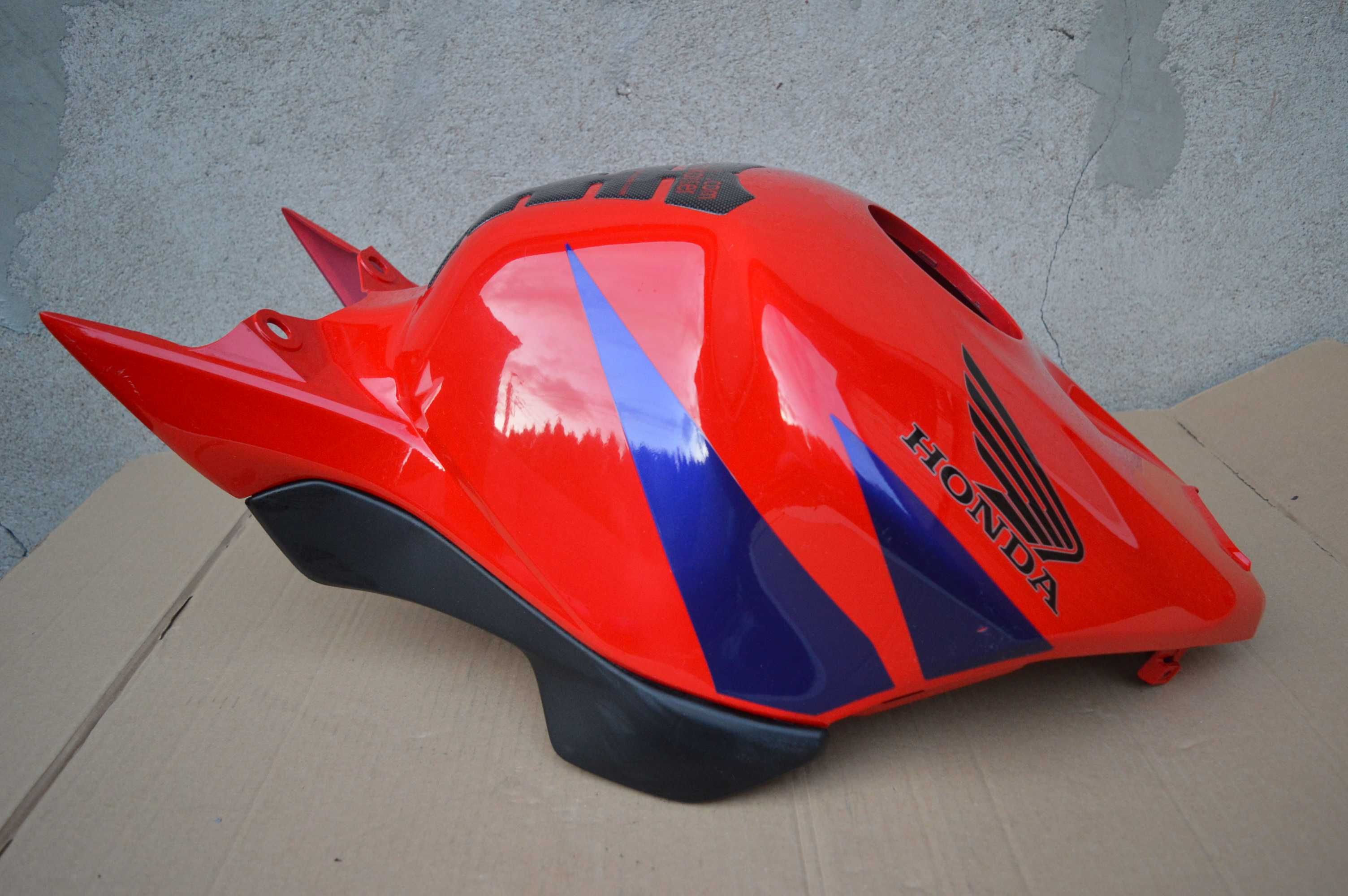 Honda CBR 1000 rr sc57 NAKŁADKA osłona zbiornik paliwa