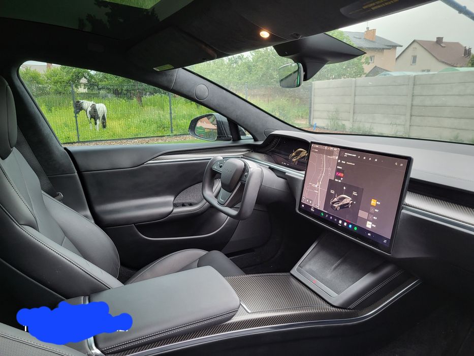 TESLA Model S Plaid