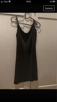Czarna klasyczna sukienka pinterest