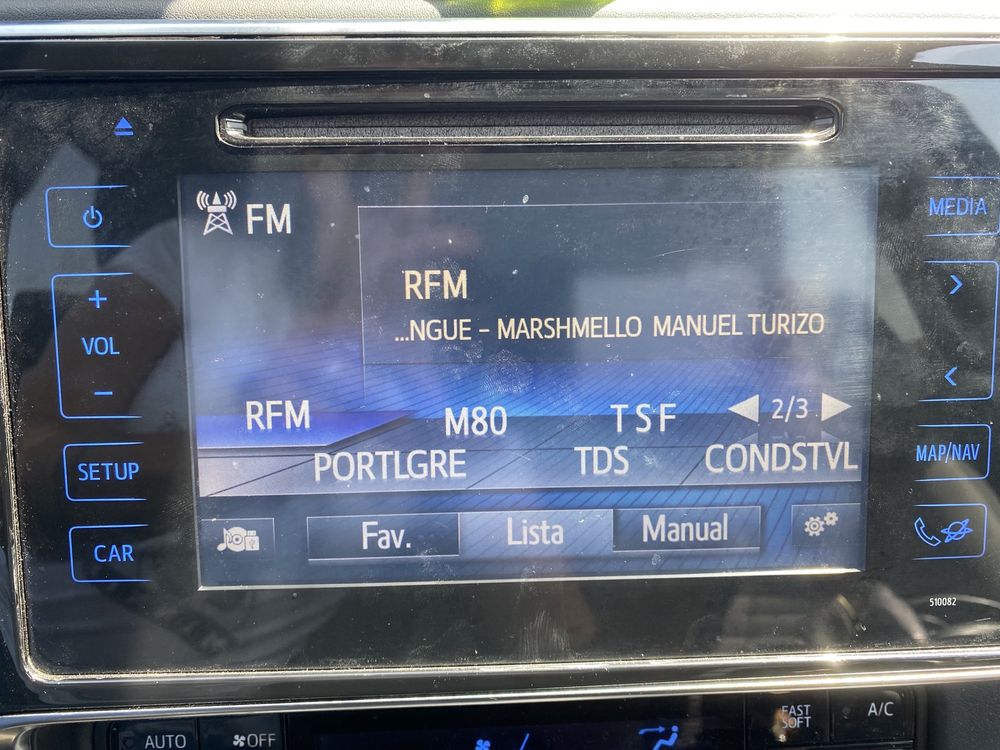 Auto Rádio Táctil Toyota Auris