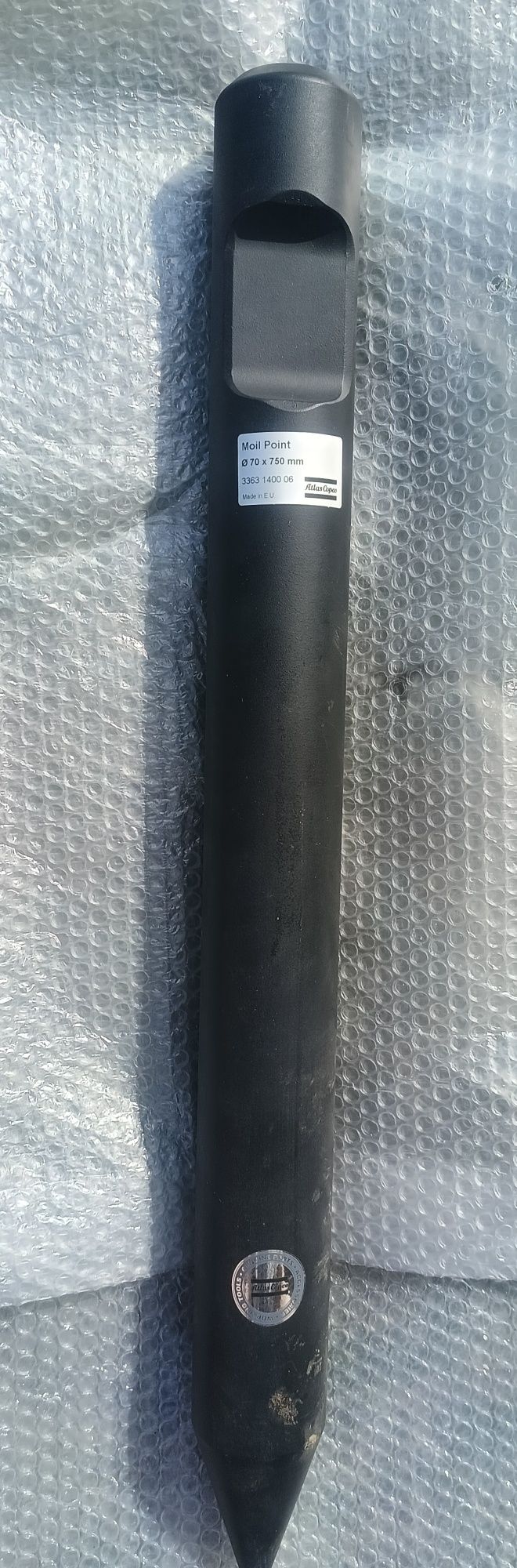 Grot do młota atlas copco na koparkę, średnica 70mm długość 750 mm