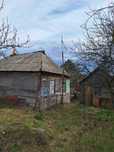 Продається хата в  Новоселках, 25 сот землі